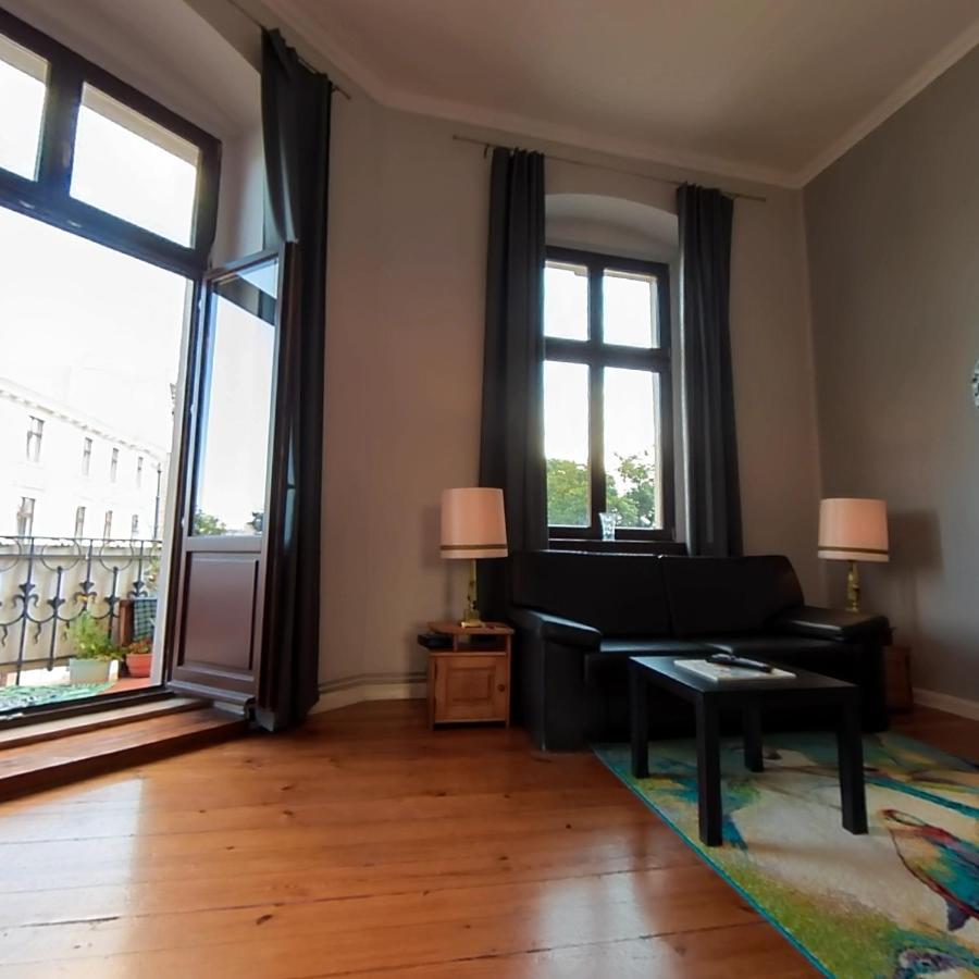 Astronomiczny Apartament , Mieszkanie 2 Pokojowe. Parking. Торунь Экстерьер фото